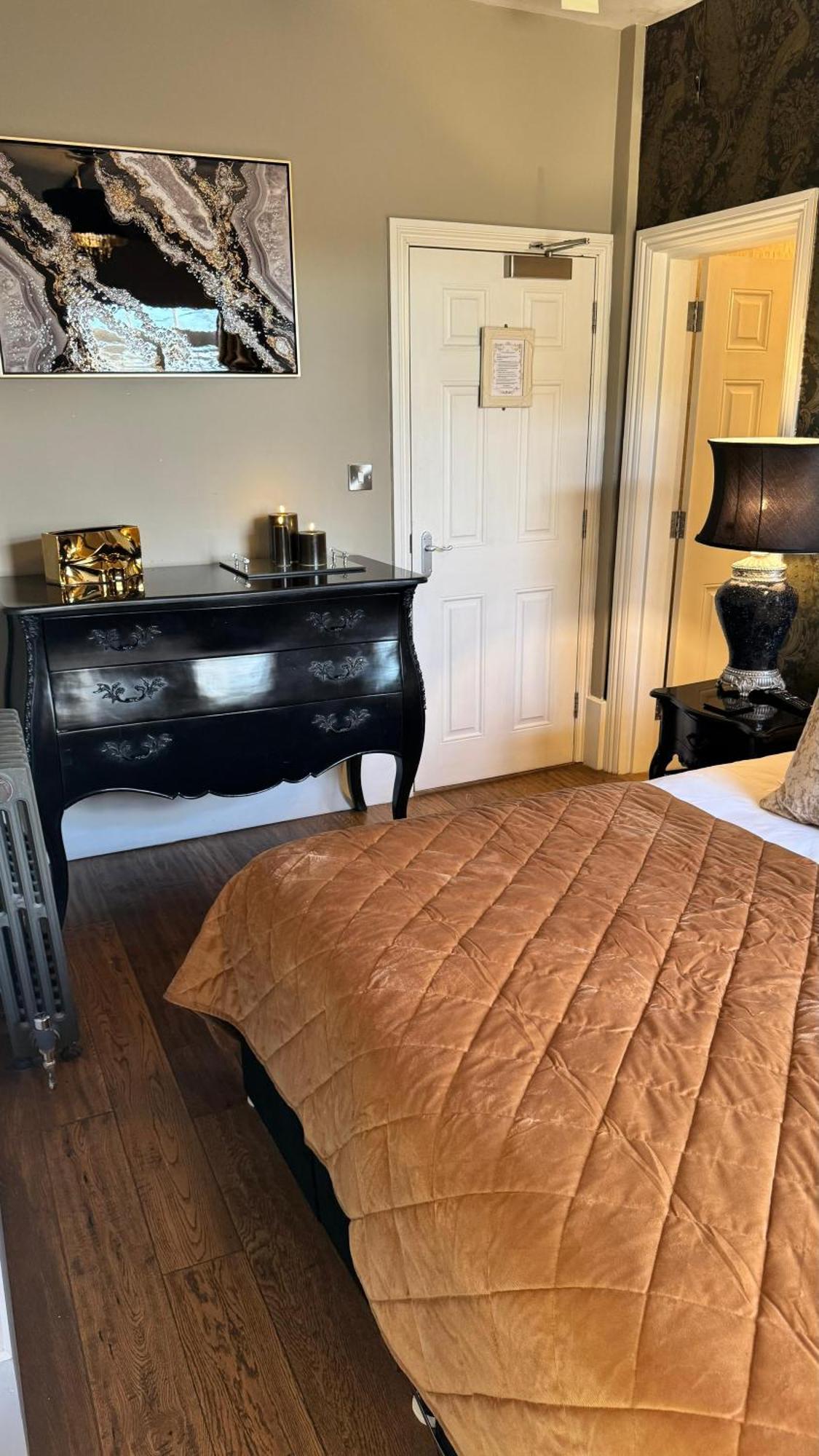 No64 The Boutique Hotel West Malling Extérieur photo