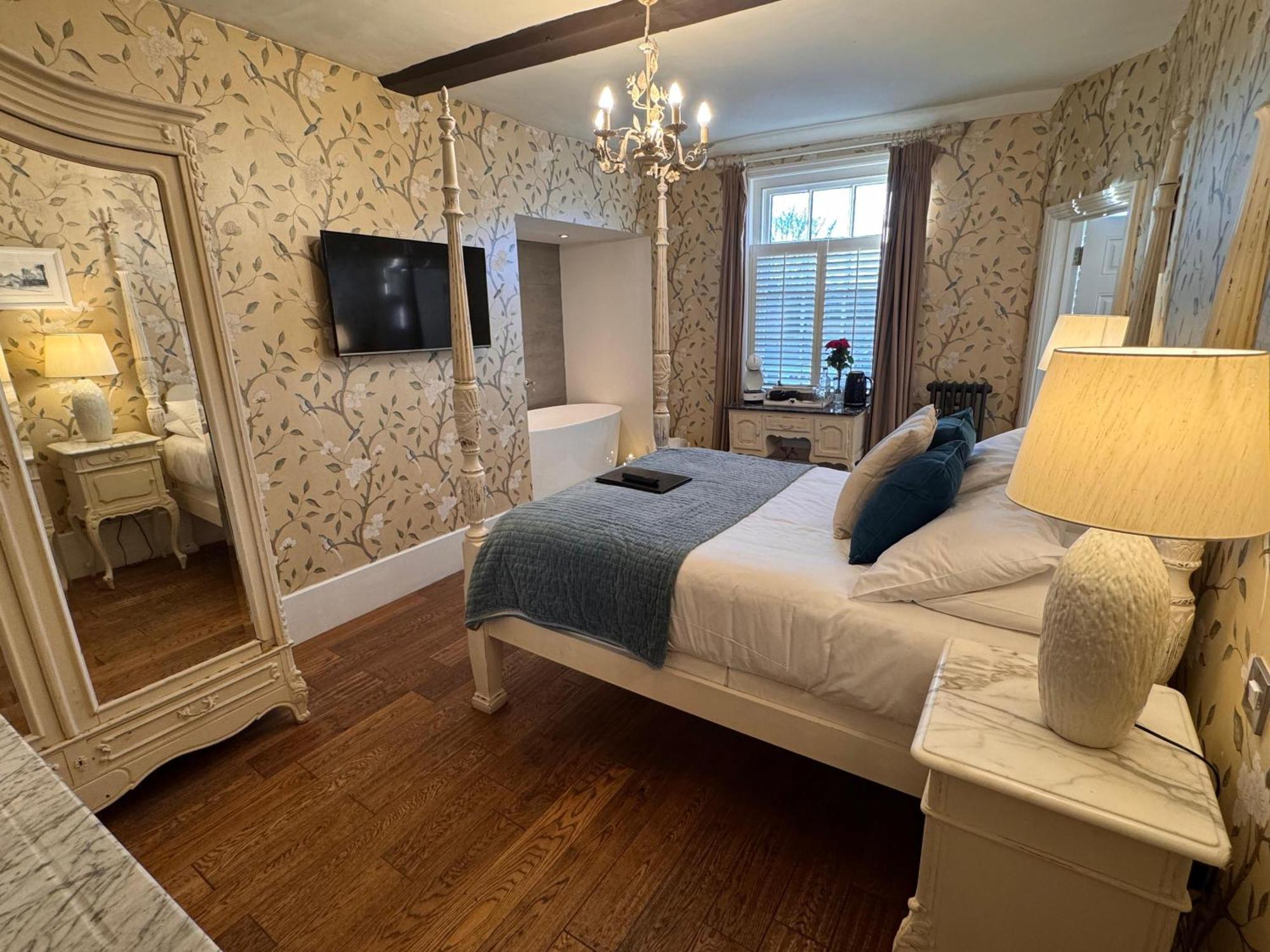 No64 The Boutique Hotel West Malling Extérieur photo